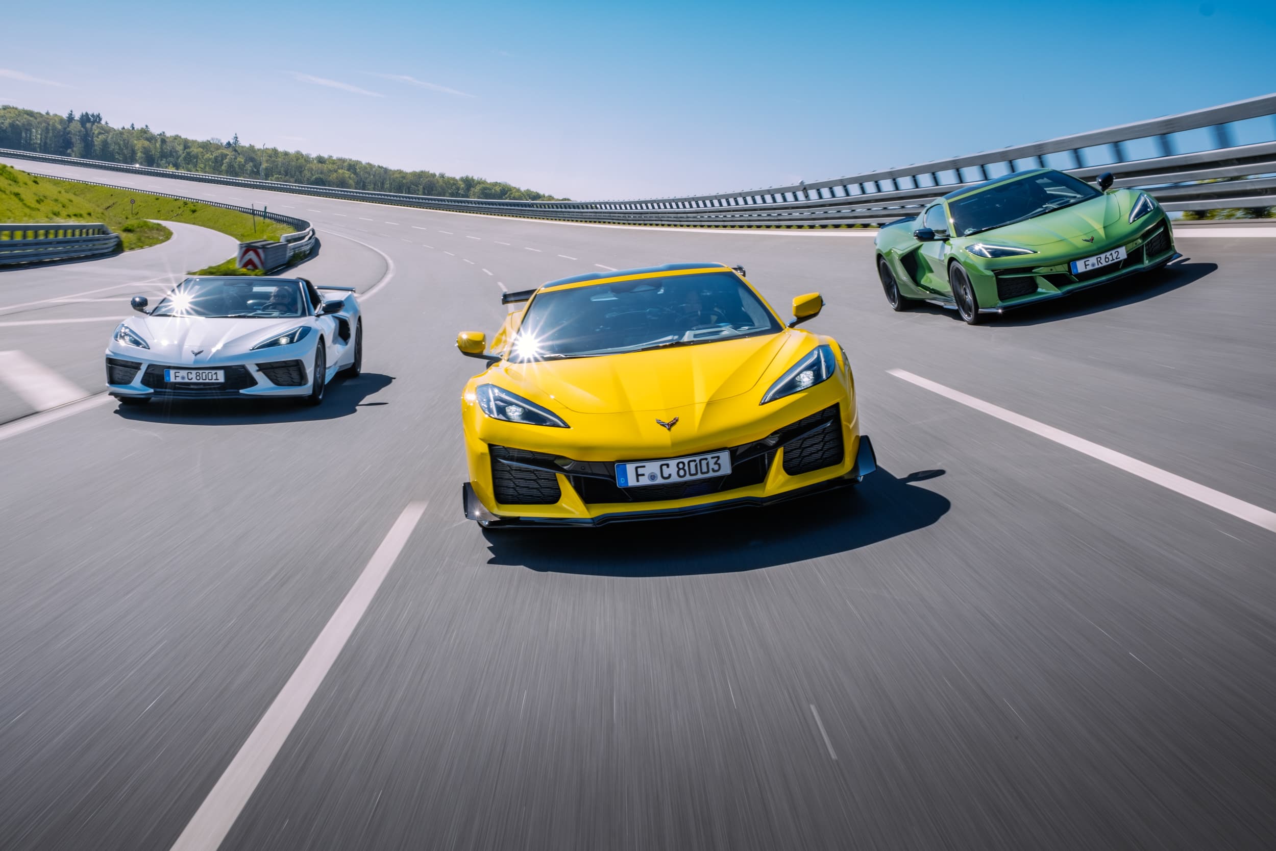 Corvette C8 Stingray, Z06 and E-Ray on track