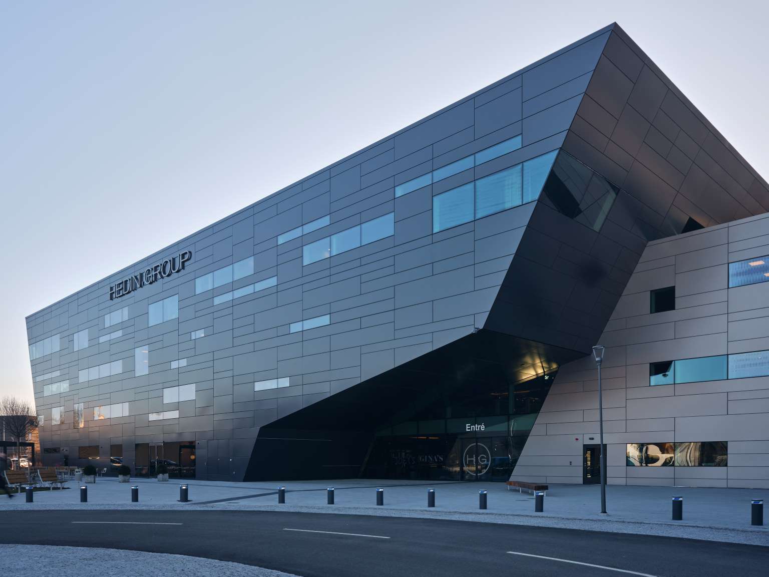 Hedin Group Headquarters - Modern architectural building